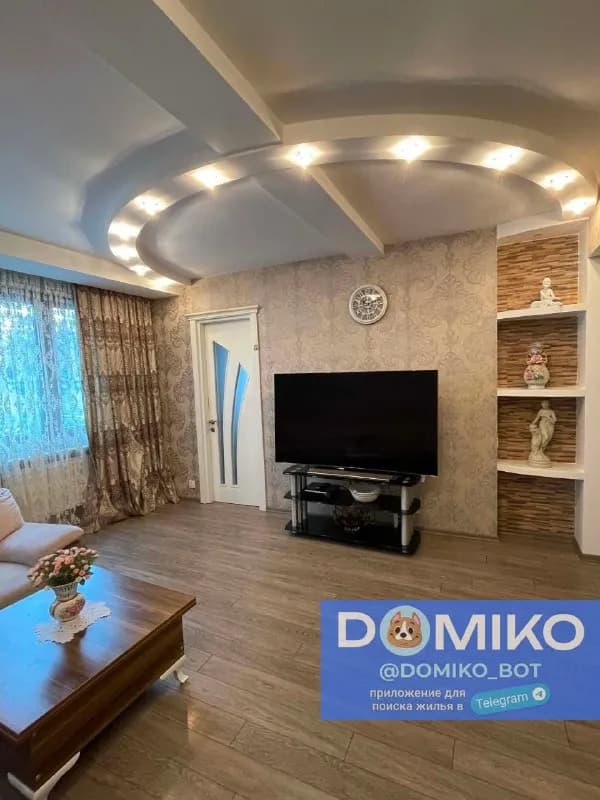 2+1, 2 этаж, 100 кв/м — Батуми — 950 $