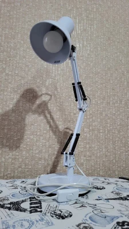 Camelion KD-313 C01». — Батуми — 30 ₾