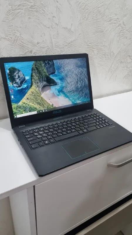 ASUS VivoBook M570DD в отличном состоянии с 2 видеокартами! — Батуми — 700 ₾