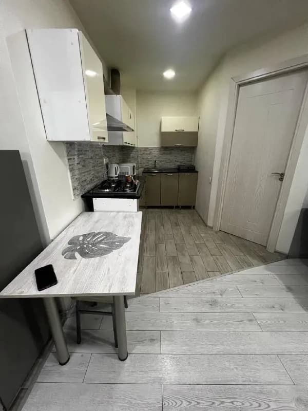 1+1 по улице Пушкина, 119/121 — Батуми — 500 $