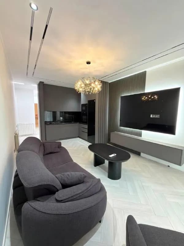 3+1 по улице 1-й переулок Ангиса, 41а☑️ — Батуми — 1500 $