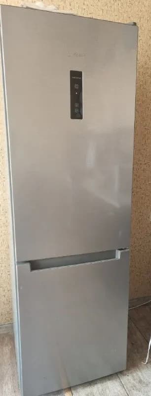 Indesit (No Frost)Состояние: Идеальное, абсолютно чистый, пользовались всего 2 месяца.Причина продаж — Тбилиси — 700 ₾