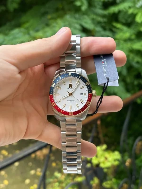 Tommy Hilfiger 'TH[телефон]' 40 мм Automatic (Японский автоматический механизм: Miyota 8215). Новые, — Батуми — 400 ₾