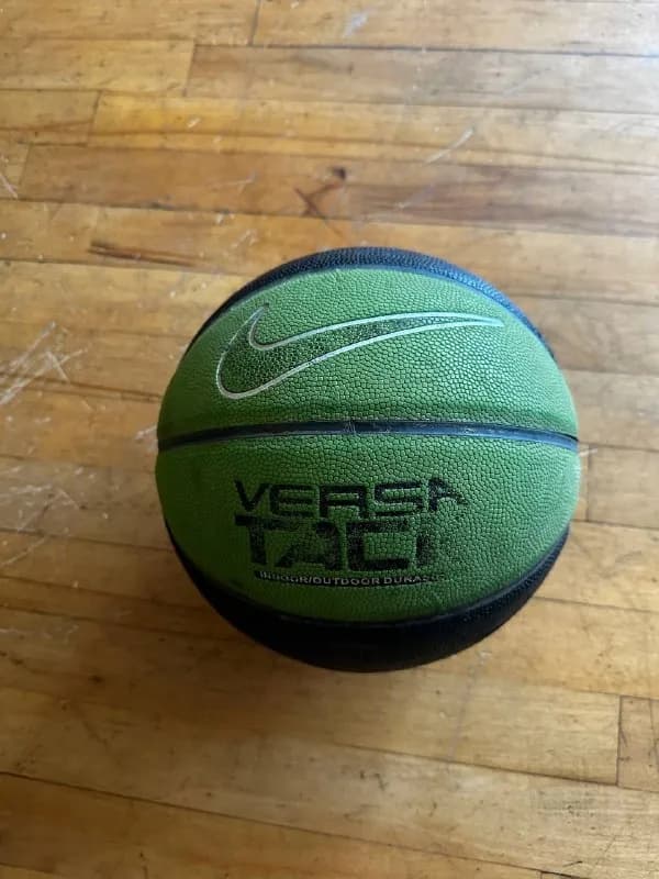 Nike Versa Tack. Оригинал. — Тбилиси — 30 ₾
