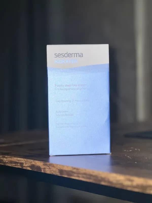 Sesderma - мягкий,но хорошо удаляет макияж, не сушит, подходит для чувствительной/обезвоженной/роза — Тбилиси — 100 ₾