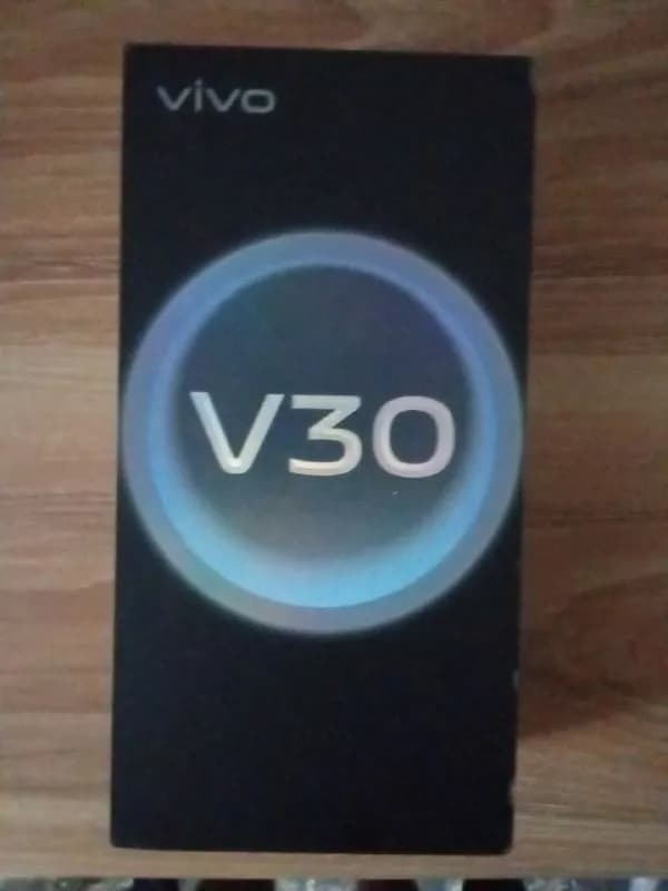 VIVO 30V 5G 256гб Цена 1100 лари возможен торг — Батуми — 1 100 ₾