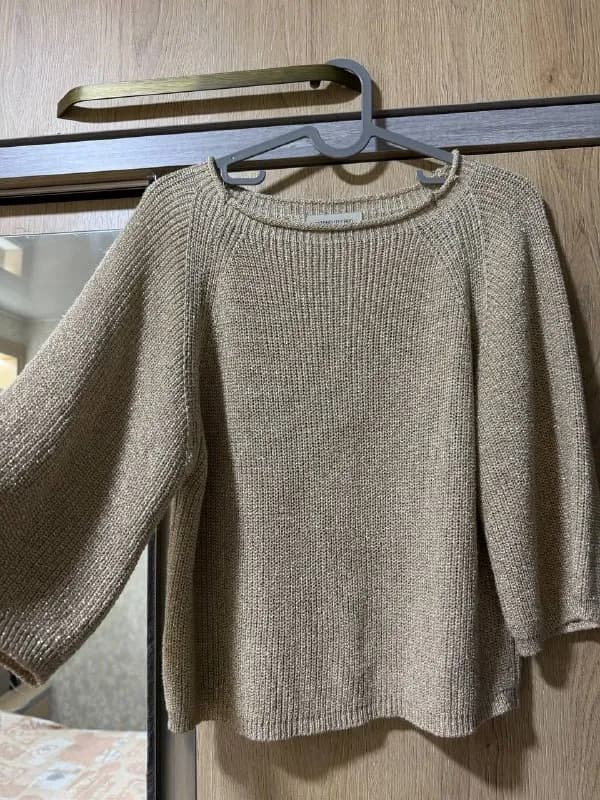 Antonello Serio Made in Italy. Цвет золотистый, рукав ¾. Идеальное состояние- как новая. 50 лар — Батуми — 50 ₾