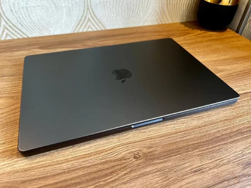 MacBook Pro 16» M3 Pro (2023) — Батуми