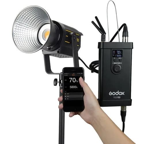 Godox VL150, лёгкий и при этом достаточно мощный прибор дневного света с возможностью работы от акку — Батуми — 500 ₾
