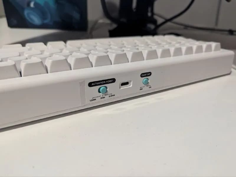 NUBI NK68 HE White. — Батуми — 175 ₾