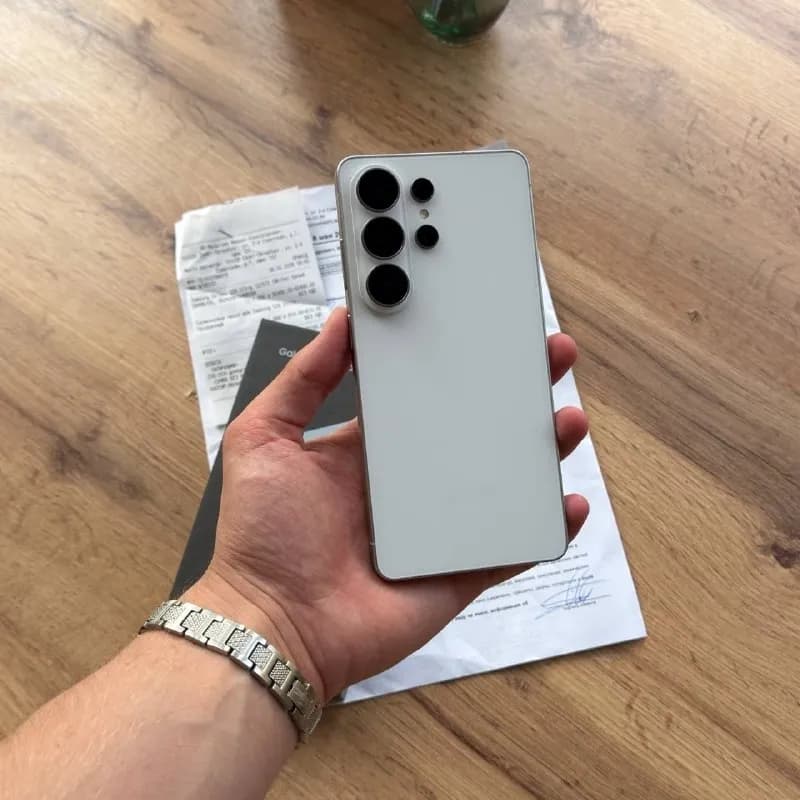 Samsung Galaxy S26 Ultra White 512GB Sim+Esim глобальная версия — Тбилиси — 2200 ₾