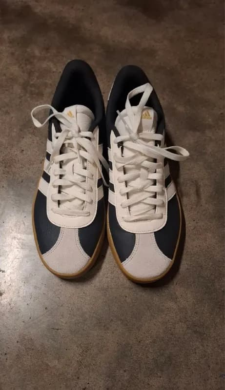 Adidas VL Court 3.0 — Тбилиси — 150 ₾