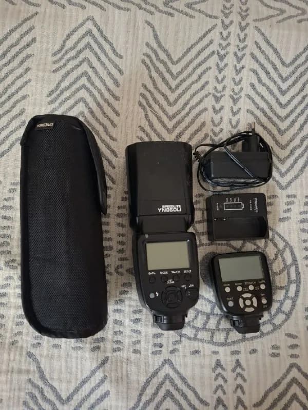 yongnuo 860 Li — Батуми — 180 ₾