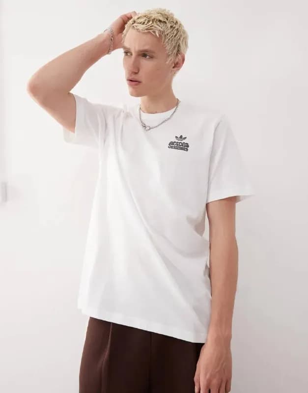 adidas Originals футболка Flora оригинал — Батуми — 75 ₾