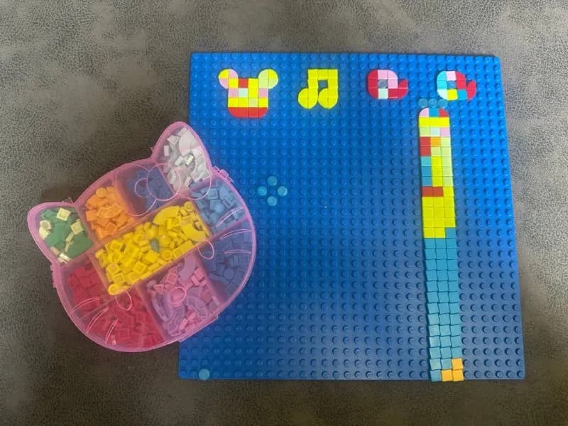 LEGO DOTS (пластина + органайзер с сотнями тайлов) — Батуми — 30 ₾