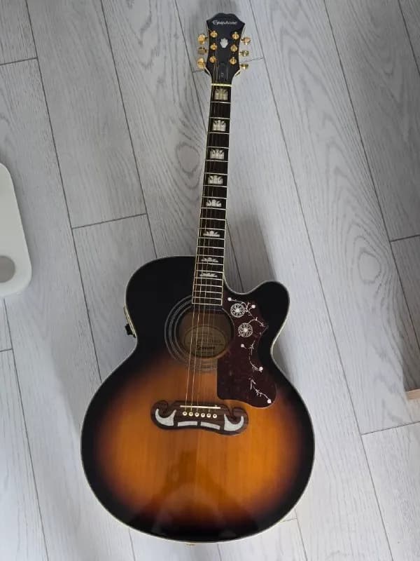 Epiphone EJ-200SCE — Батуми — 1 100 ₾