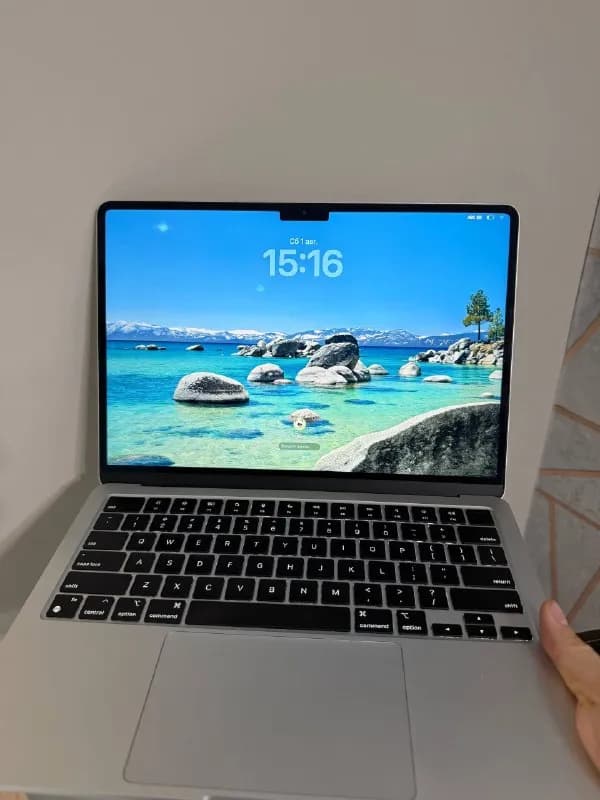 MacBook Air M2 · 8Gb/256GB — Батуми — 1 890 ₾