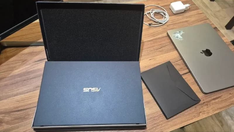 Asus Expertbook — Батуми — 1 250 ₾