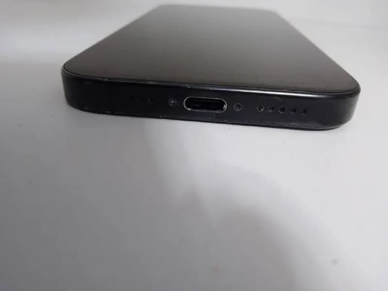 Iphone 16 pro 128GB — Батуми — 200 ₾