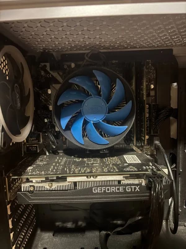 Intel Core i5-9600KF (6 ядер, 6 потоков, разгон до 4.6 ГГц) — Батуми — 300 ₾