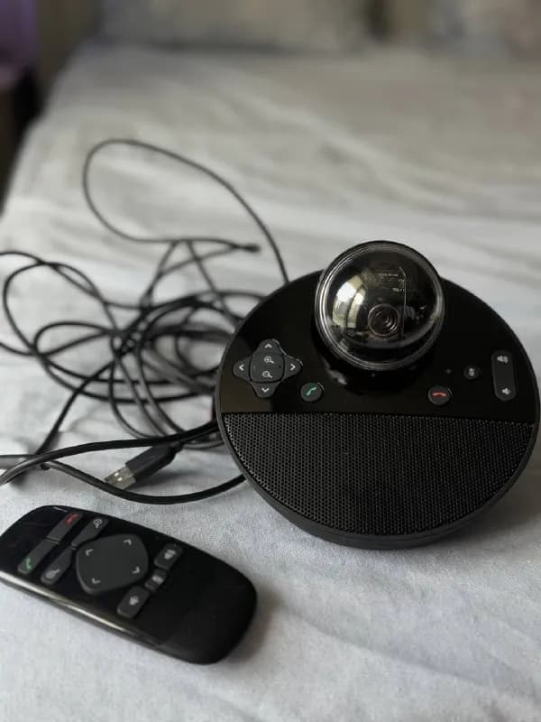 Logitech bcc950 с пультом 80 лари — Батуми — 80 ₾