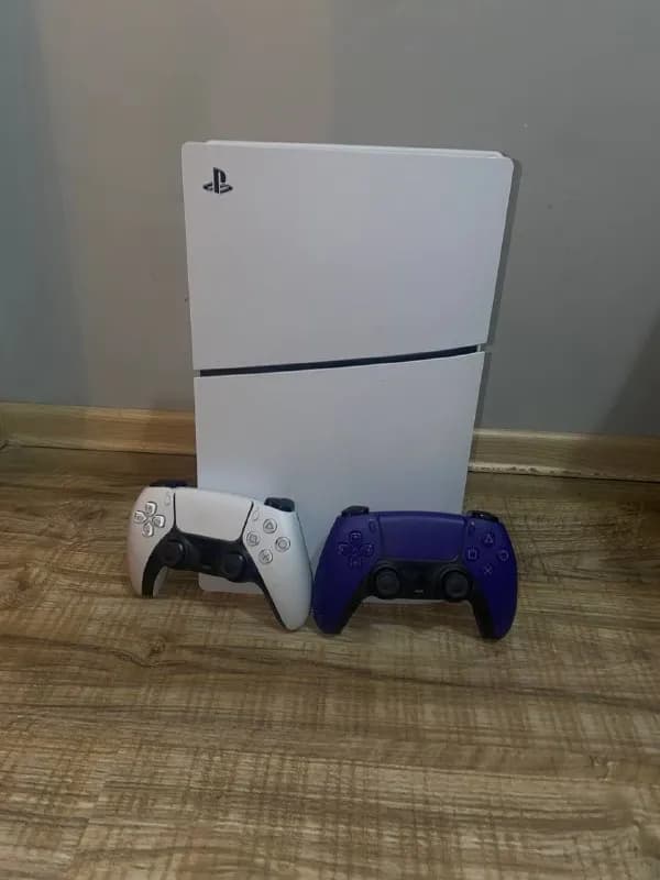 Ps5 версия без дисковода — Батуми — 1,100 ₾