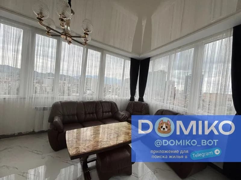 2+1, 70 кв/м — Батуми — 800 $