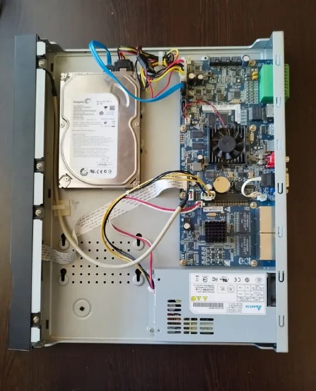 Видеорегистратор Dahua NVR7216-8P — Тбилиси — 420 ₾