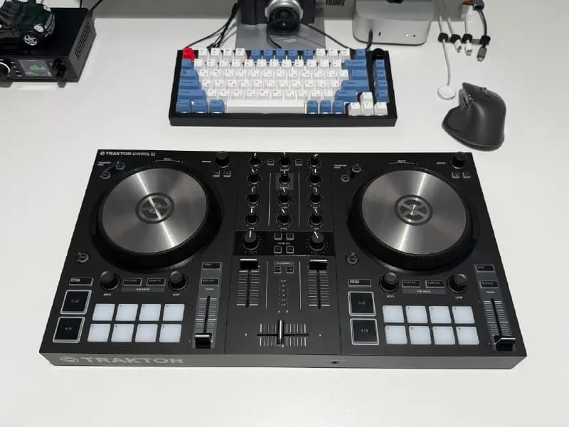 TRAKTOR KONTROL S2 MK3 — редкое домашнее использование, как новый. 400 лари. — Тбилиси — 400 ₾