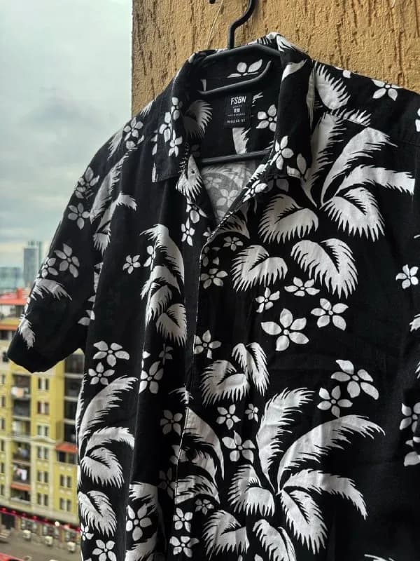 Рубашка мужская — Батуми — 15 ₾