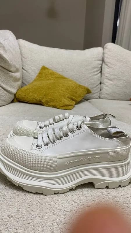 Alexander McQueen размер 37 — Тбилиси — 20 ₾