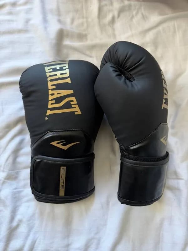 Everlast размер М — 100 лари — Тбилиси — 100 ₾