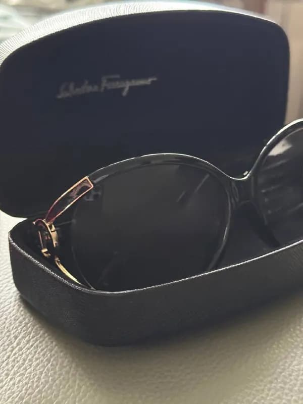 Salvatore Ferragamo — Батуми