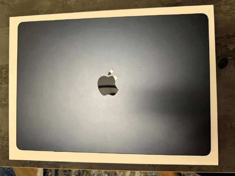 Apple MacBook Air 15.3» M4 — Батуми — 3 180 ₾