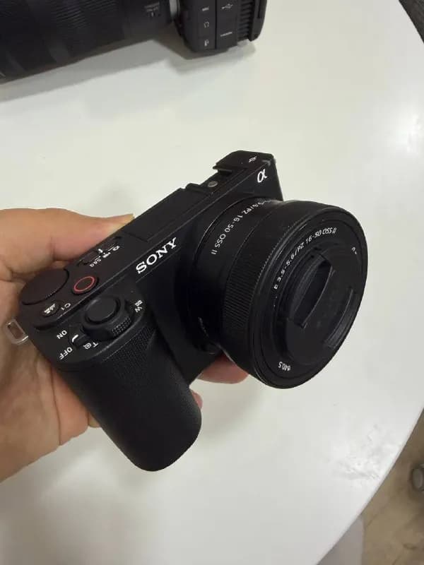 Sony zv-e10 ii с китовым объективом. Как новый. Купил, чтобы попробовать сони, теперь взял полный ка — Батуми — 2 600 ₾