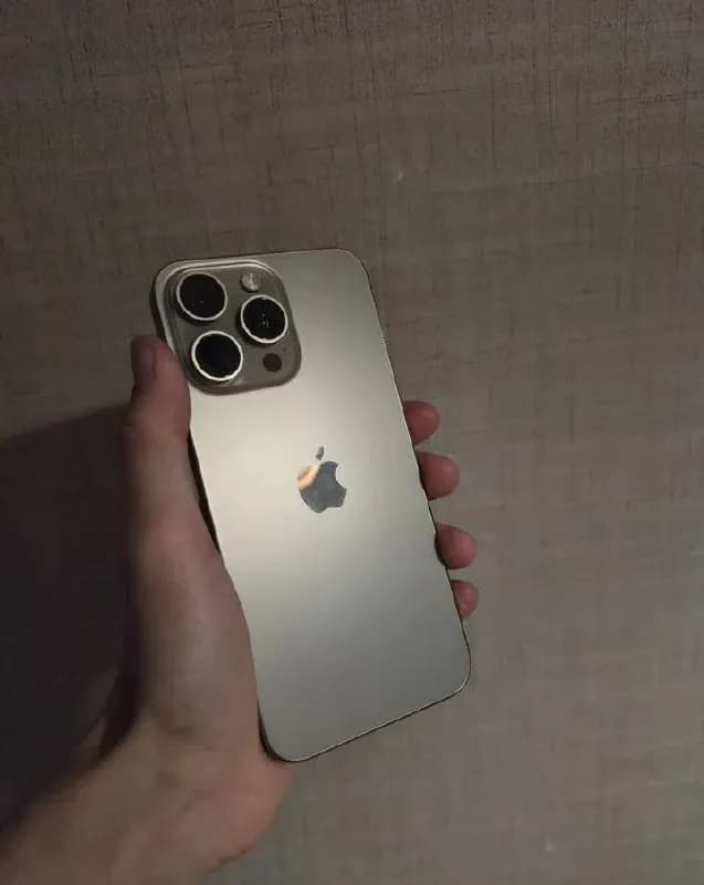 iPhone 15 Pro Max (256 gb), состояние отличное, все работает идеально, никаких проблем нет. Батарея — Батуми — 1 700 ₾