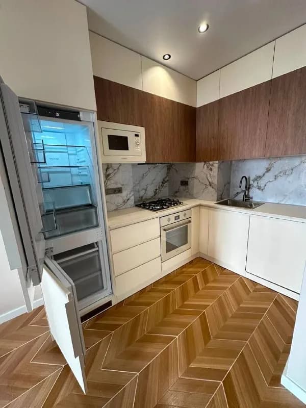 2+1 по улице Шартава, 30☑️ — Батуми — 1 000 $