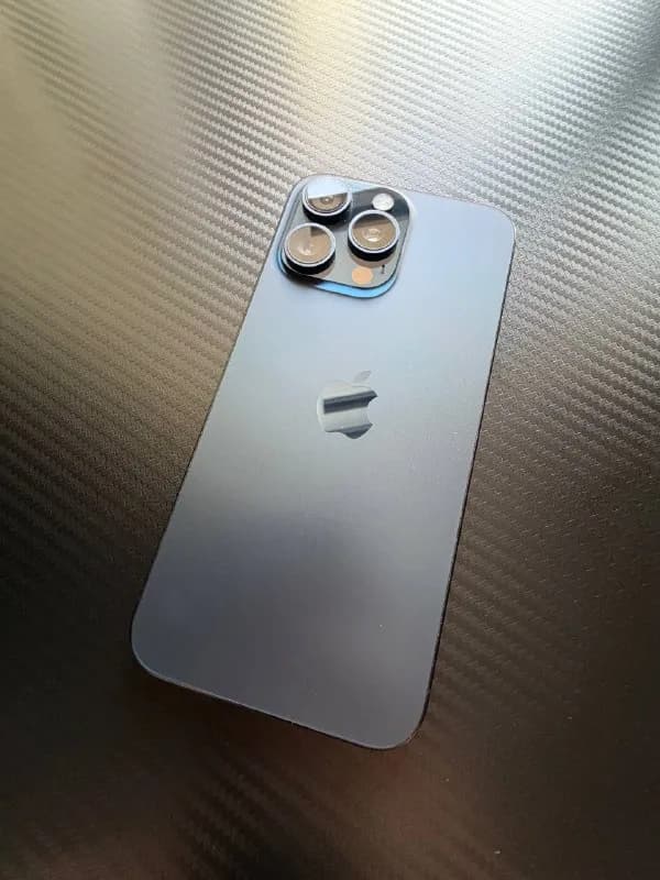 IPhone 15 Pro Max, 256 GB, Nano-SIM + eSIM — Батуми — 1 900 ₾