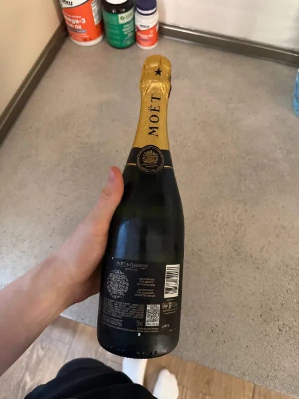 1)Mayot Champagne New — 120лари — Тбилиси — 120 ₾