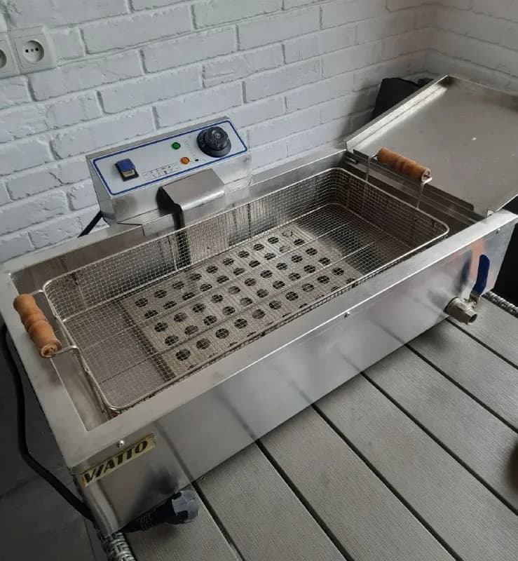 Фритюрница (Чебуречница) — Батуми — 500 ₾