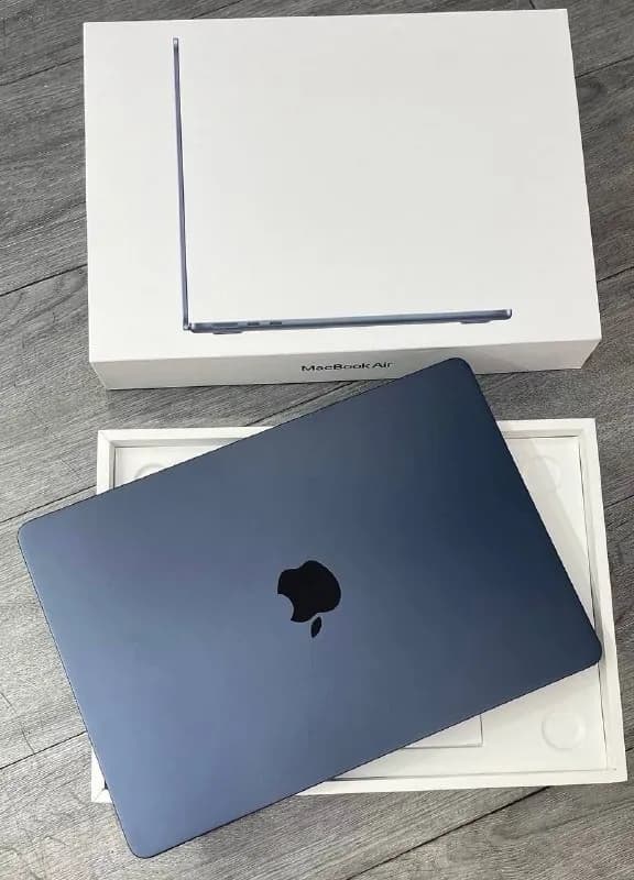 Apple MacBook Air 15 дюймов (2026 г., MDVH4LL/A, чип M5, 10-ядерный процессор, 10-ядерный графически — Тбилиси — 3 700 ₾