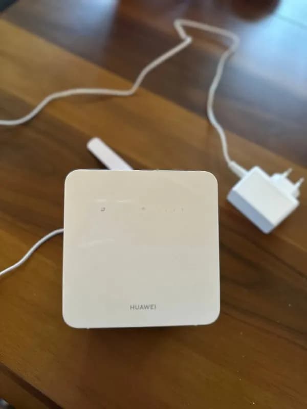 Huawei B320-323 — 100 лар — Батуми — 100 ₾