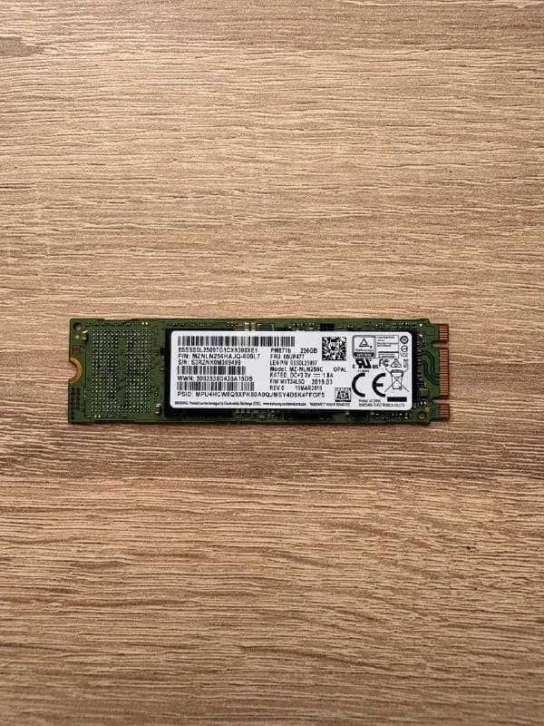 M2 SSD Samsung 256 Gb — Батуми — 150 ₾