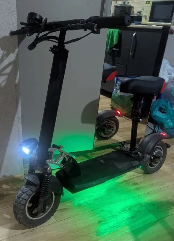 Kugoo M4 Pro без брендовых наклеек). — Батуми — 900 ₾