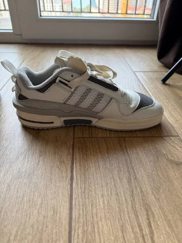 adidas — Батуми — 42 ₾