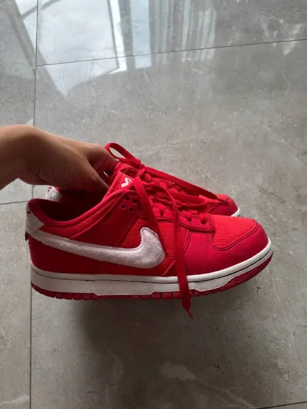Nike, 37 размер, заказывали с Poizon, не подошел размер — Батуми — 100 ₾