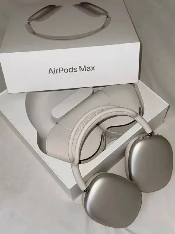 AirPods Max 2 в хорошем состоянии. — Батуми — 750 ₾
