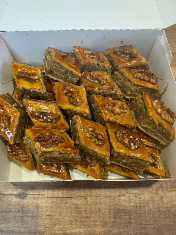 1 кг (в 1 кг примерно 30 кусочков) — Батуми