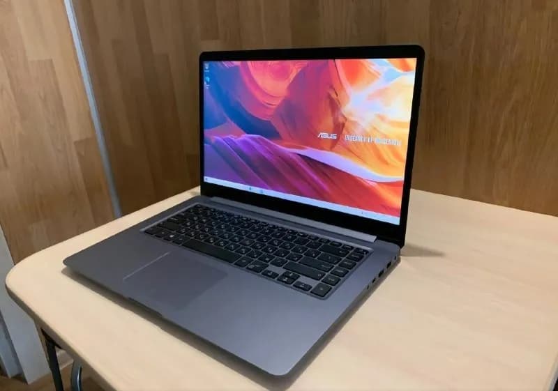 ASUS VivoBook S15 X510UF в оличном рабочем состоянии! — Батуми — 680 ₾