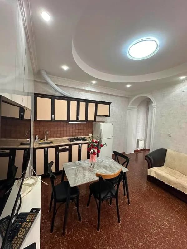 1+1📍Инасаридзе 19а — Батуми — 500 $